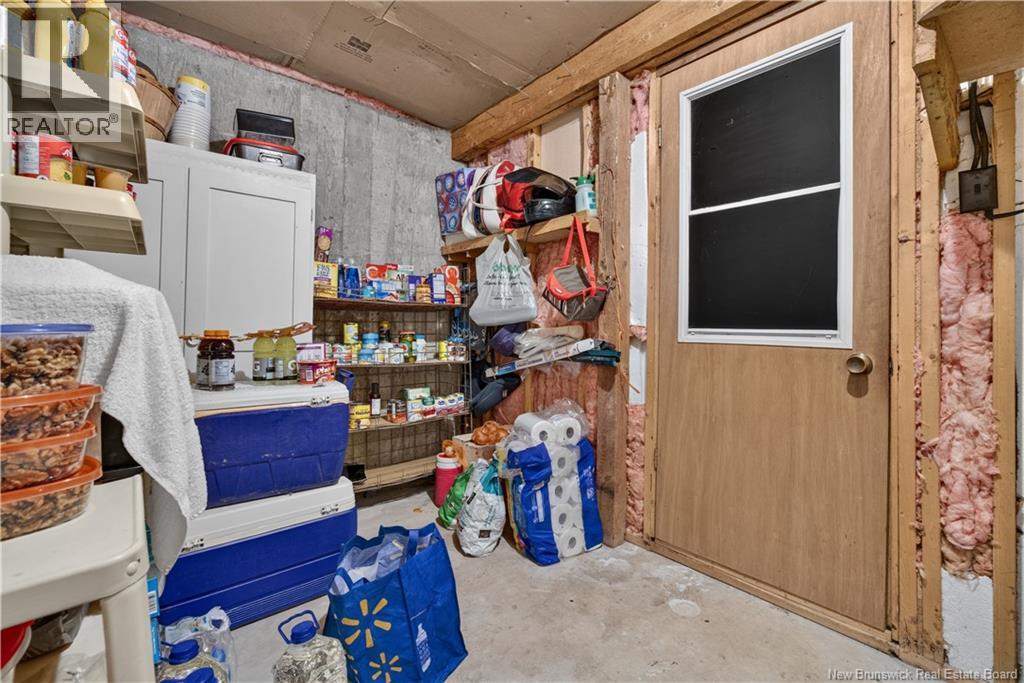919 Northwest Road - 24