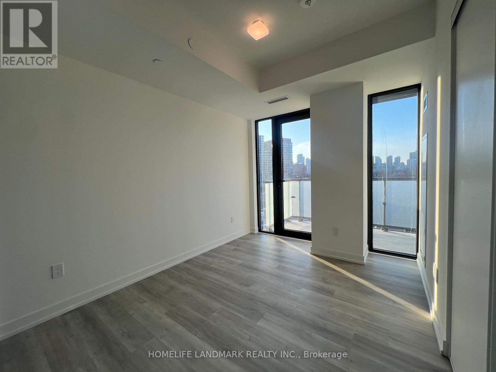 28 Eastern Avenue — photo 12