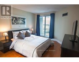 2409 - 77 Harbour Square, Toronto, ON M5J2S2 Photo 10