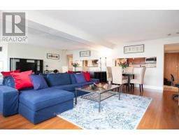 2409 - 77 Harbour Square, Toronto, ON M5J2S2 Photo 13
