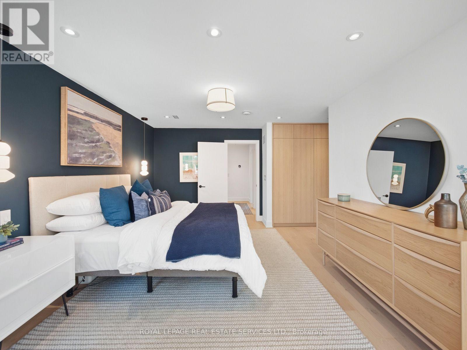 374 Spadina Road, Toronto, ON photo 24