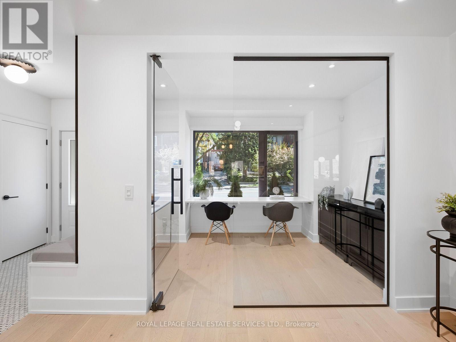 374 Spadina Road — photo 4