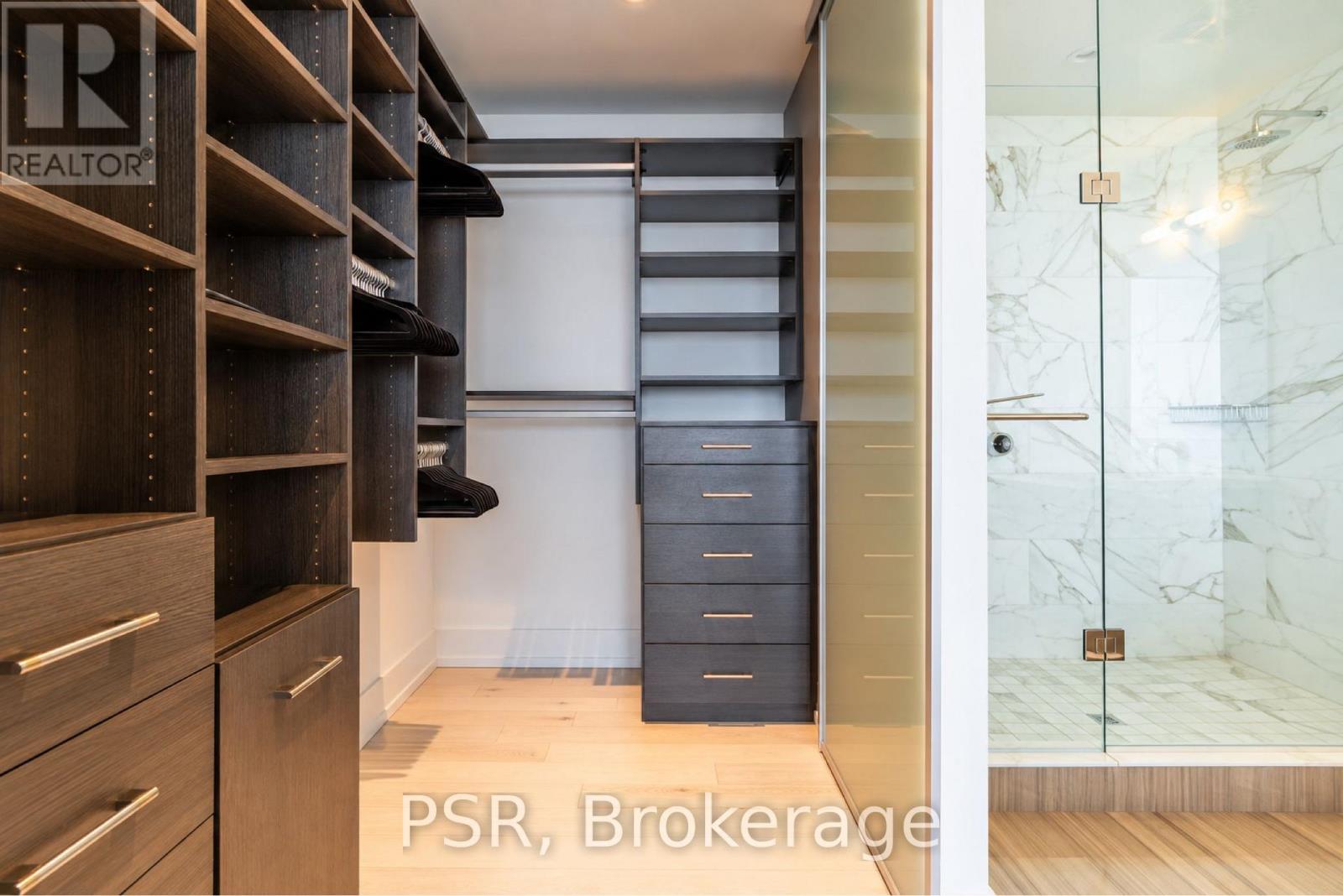 33 Charles Street East — photo 21