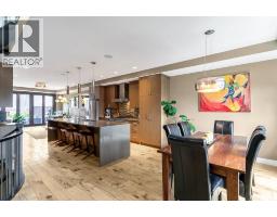 1834 30 Avenue SW - photo 4