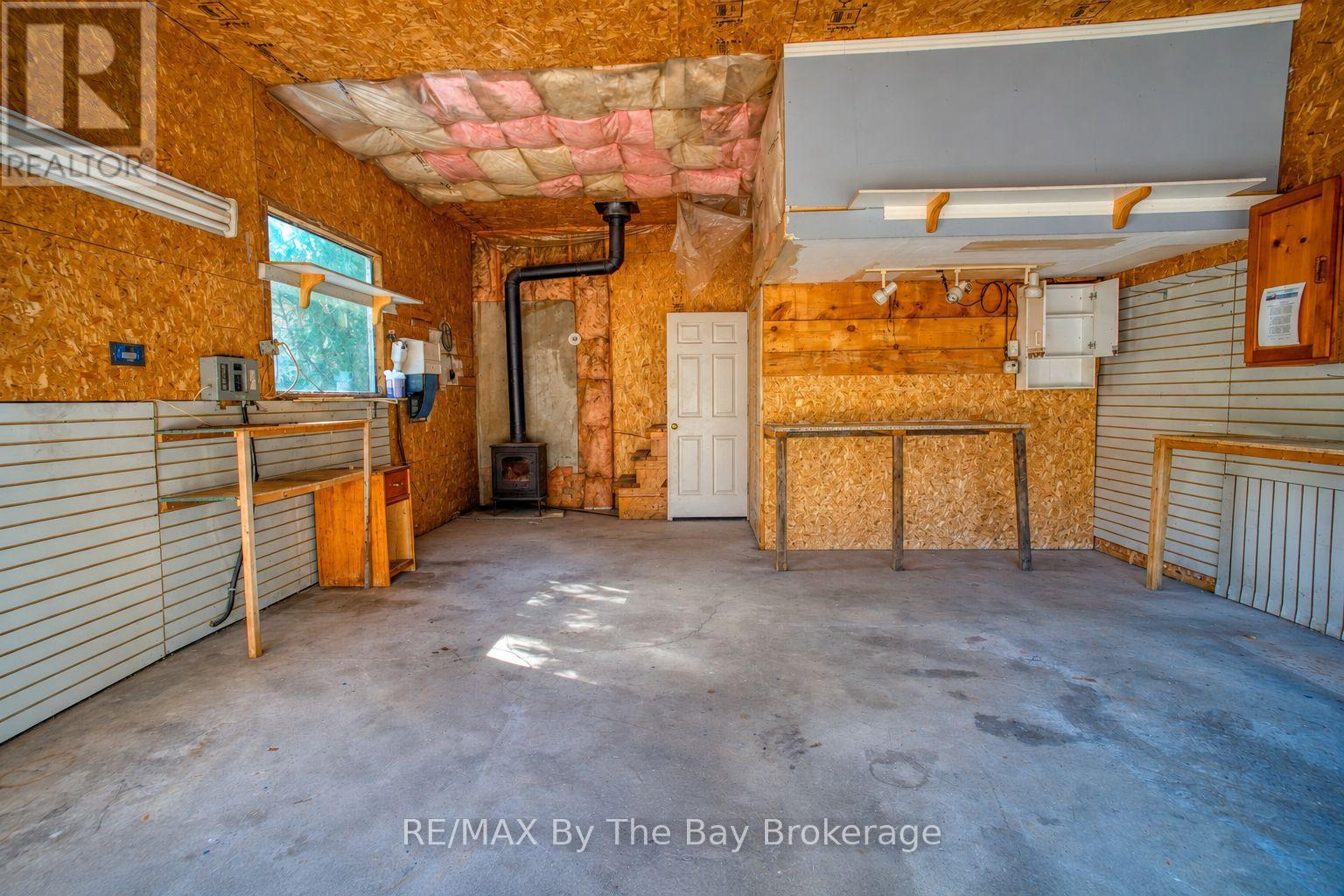 18 Elm Drive — photo 7