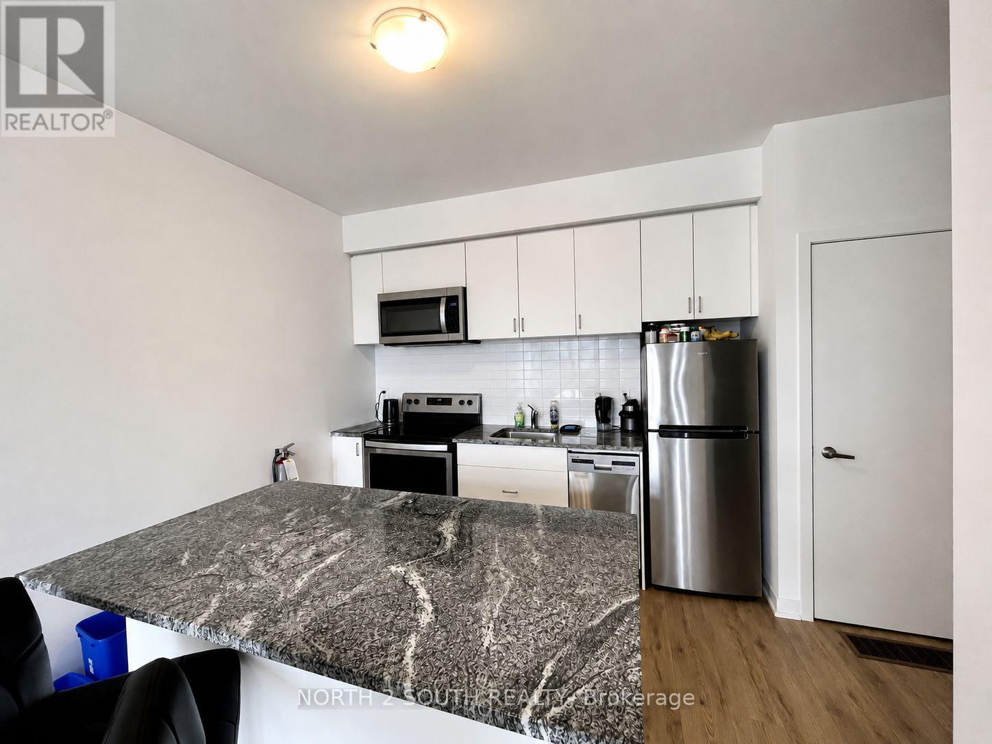 93 (Rm 1)- 1760 Simcoe Street North, Oshawa, ON photo 4
