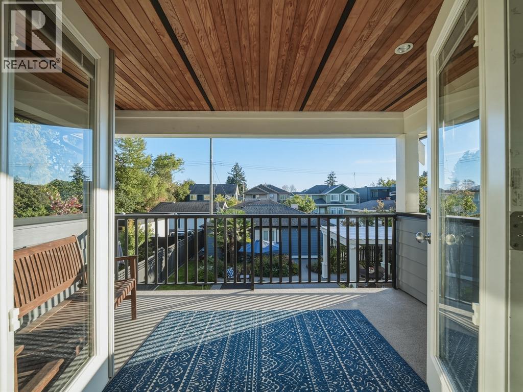 Photo of 355 E 15TH STREET 24