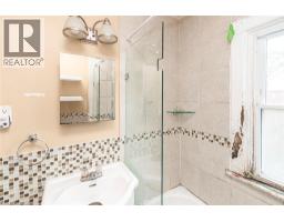 46 Holton Avenue N, Hamilton, ON L8L6H4 Photo 27