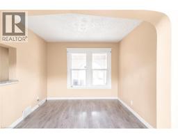 Dining room - 46 Holton Avenue N, Hamilton, ON L8L6H4 Photo 8