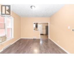 Living room - 46 Holton Avenue N, Hamilton, ON L8L6H4 Photo 9