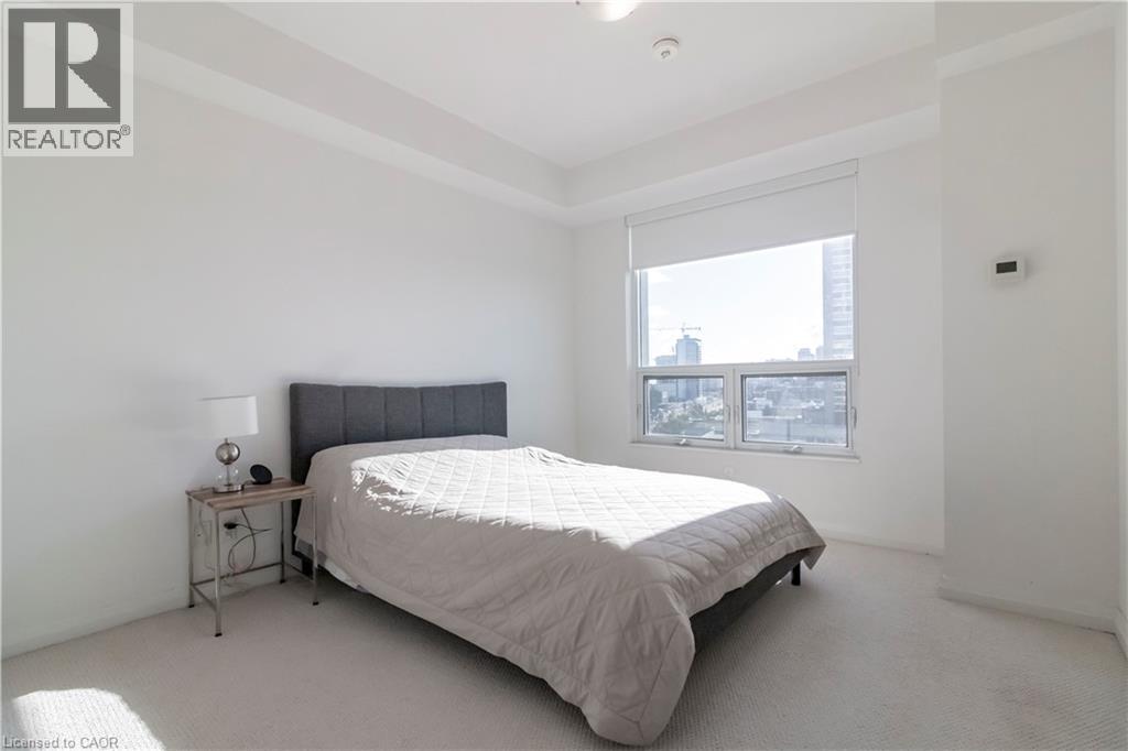 155 Caroline Street South — photo 15
