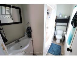 Bedroom 2 - 208 Hincks Street, Goderich), ON N7A3C8 Photo 7