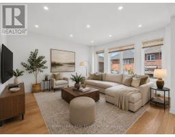Living room - 95 Stoyell Drive, Richmond Hill, ON L4E0M8 Photo 8