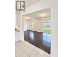 Bedroom 3 - 1260 Mccron Crescent, Newmarket, ON L3X0A1 Photo 6