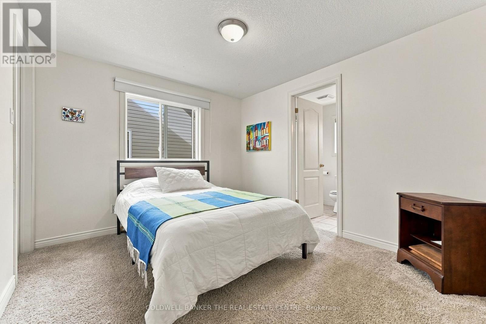 37 STONEHAM STREET - 19