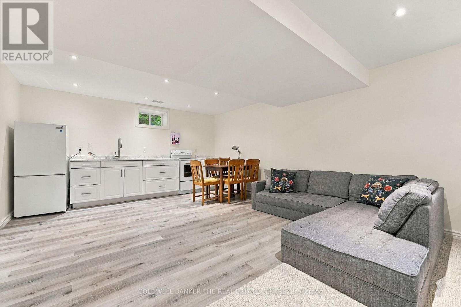 37 Stoneham Street, New Tecumseth, ON photo 25