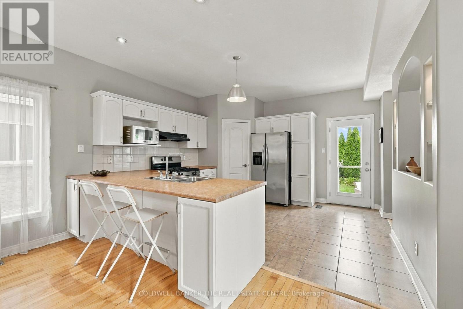 37 STONEHAM STREET - 6