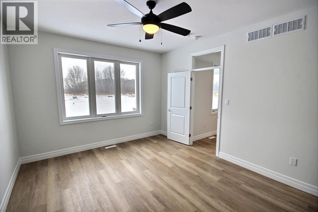 3524 KAWARTHA photo 5