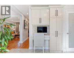 Kitchen - 467 Hedgerow Lane, Oakville, ON L6H4V8 Photo 11