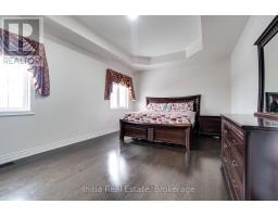 12 Erintown Crescent S, Brampton, ON L6P4H2 Photo 17