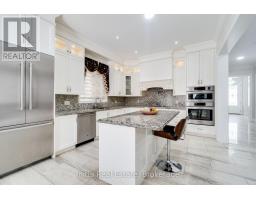 12 Erintown Crescent S, Brampton, ON L6P4H2 Photo 10