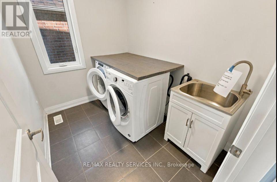 108 Frank Kelly Drive — photo 33