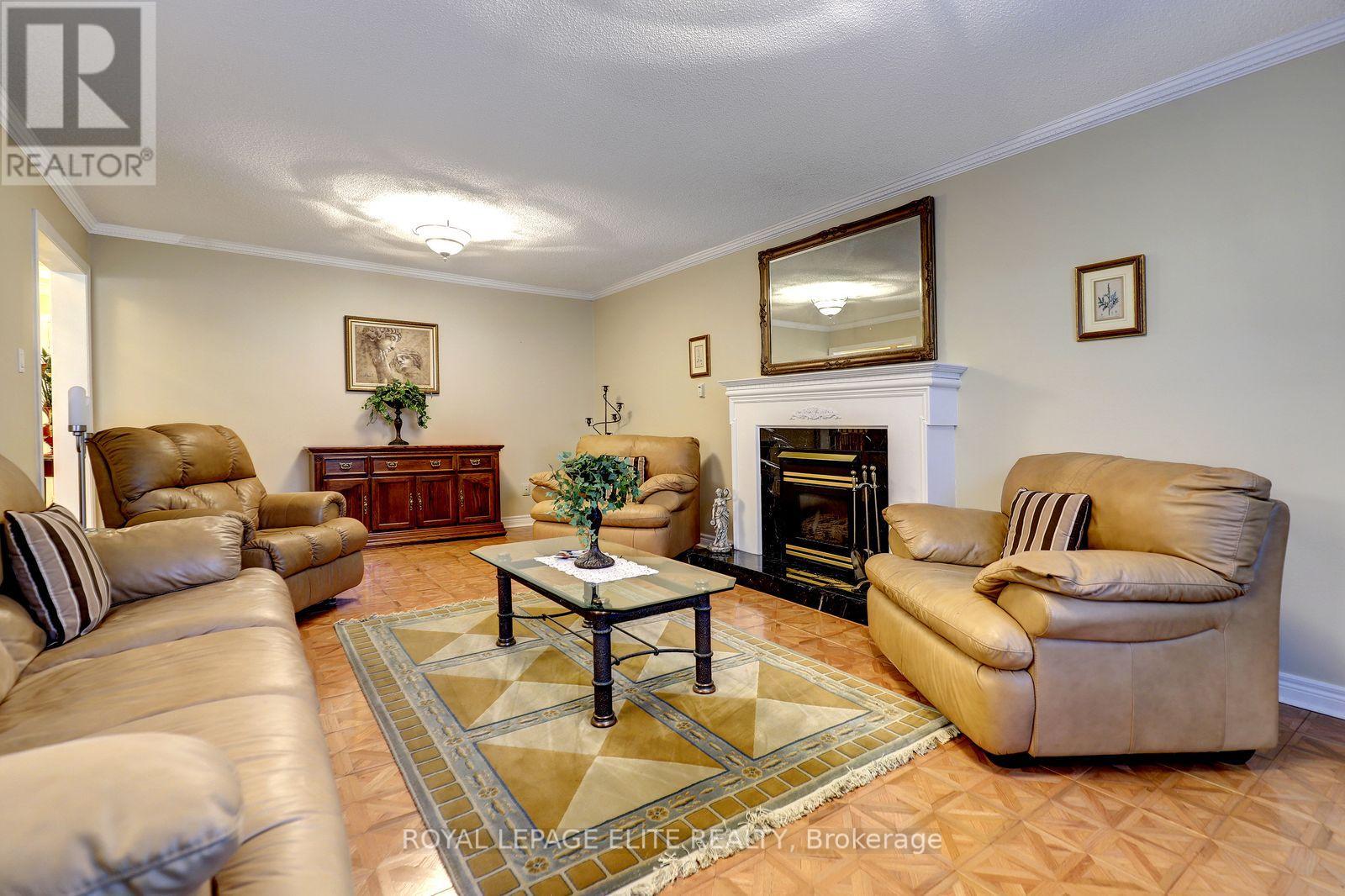 5 Pinecone Way East — photo 19