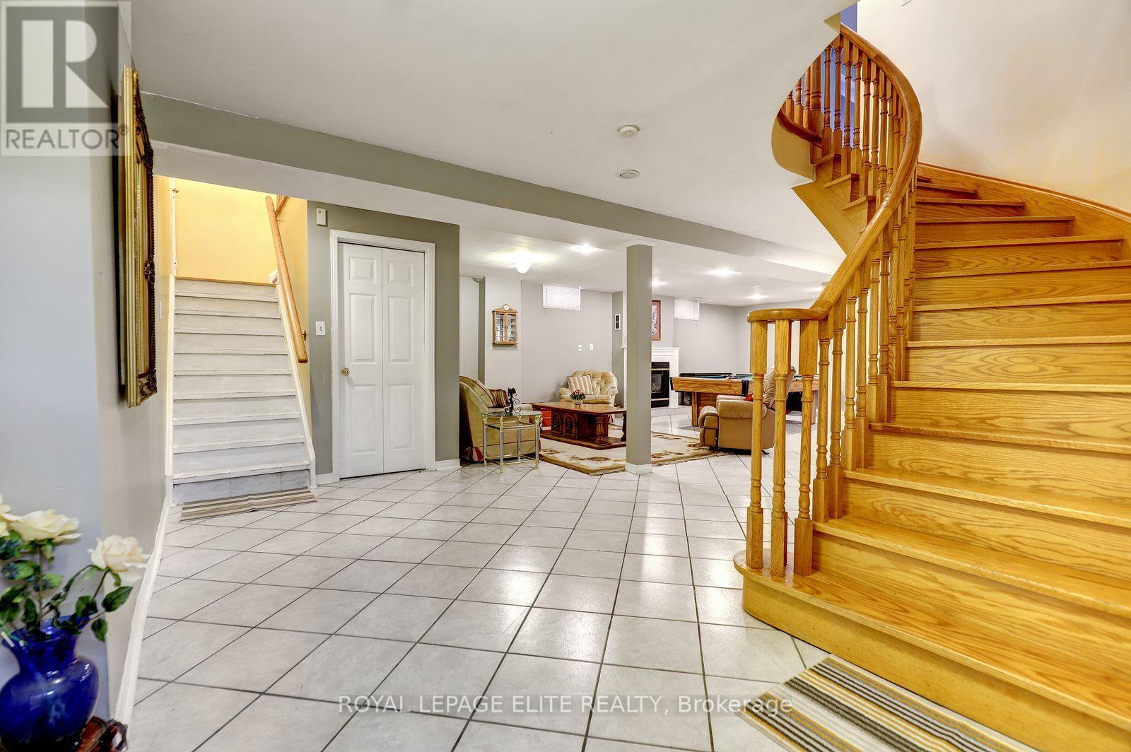 5 Pinecone Way East — photo 39