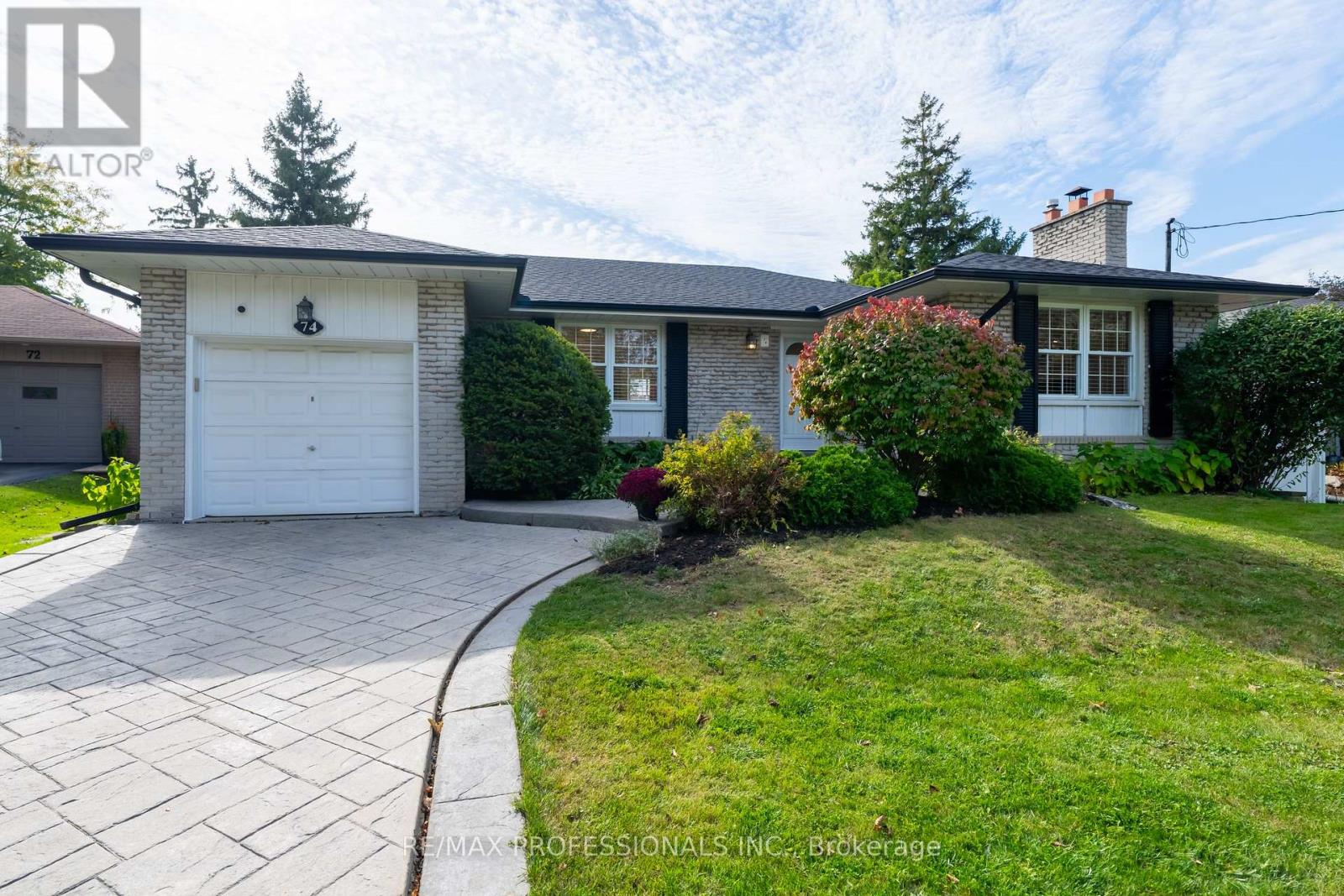 74 CRENDON DRIVE - 2