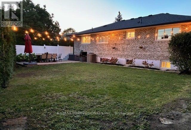74 CRENDON DRIVE - 28