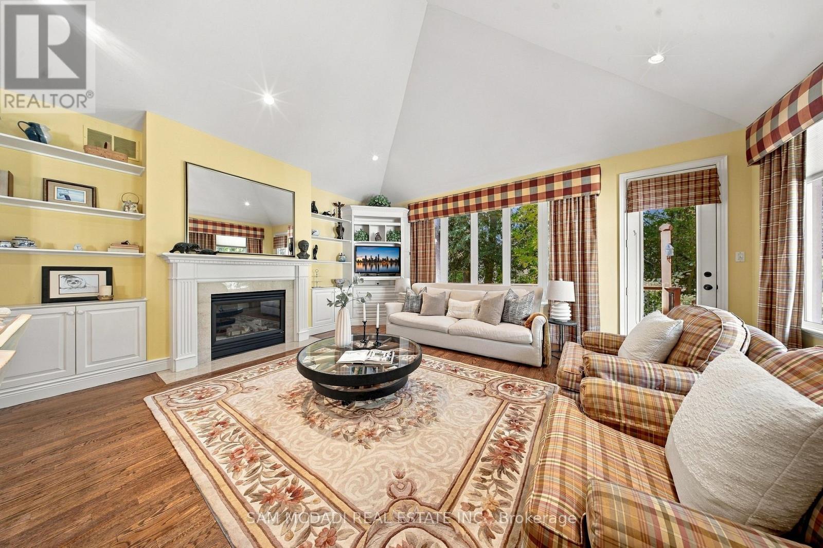 6- 1205 Clarkson Road North, Mississauga, ON photo 4
