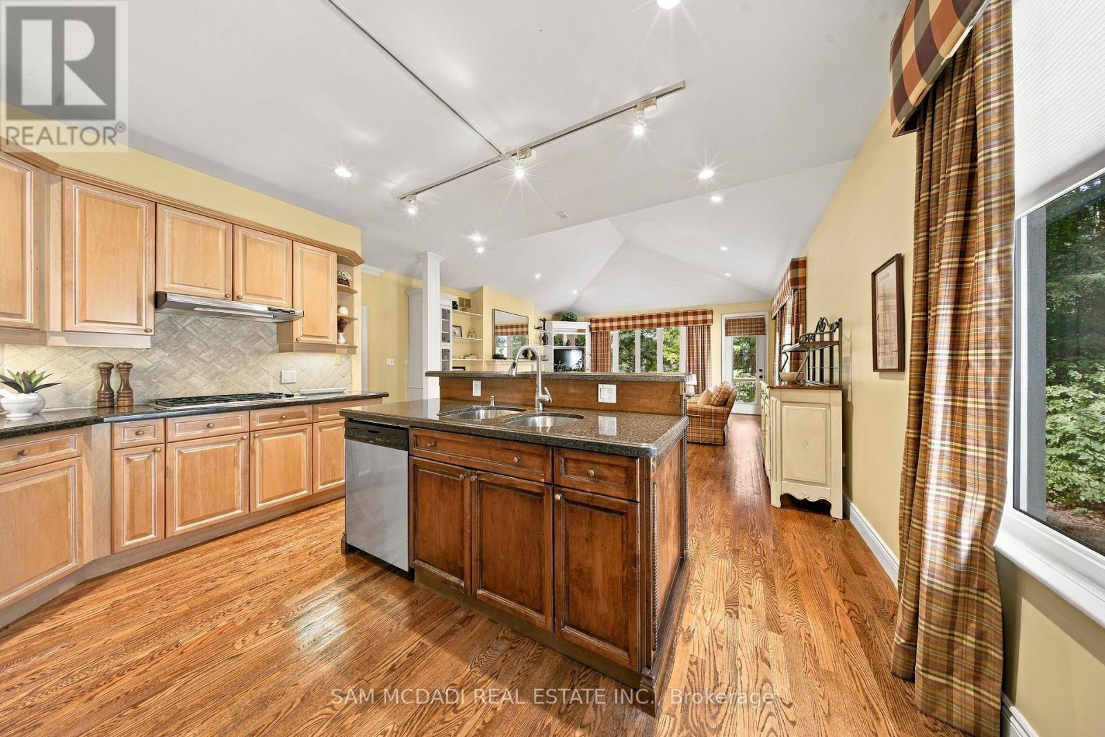 6- 1205 Clarkson Road North, Mississauga, ON photo 9