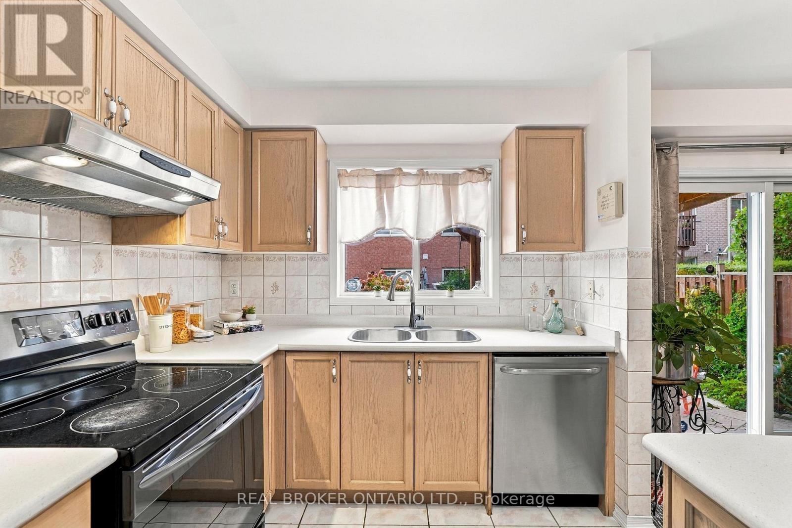 70- 77 Norman Wesley Way, Toronto, ON photo 9