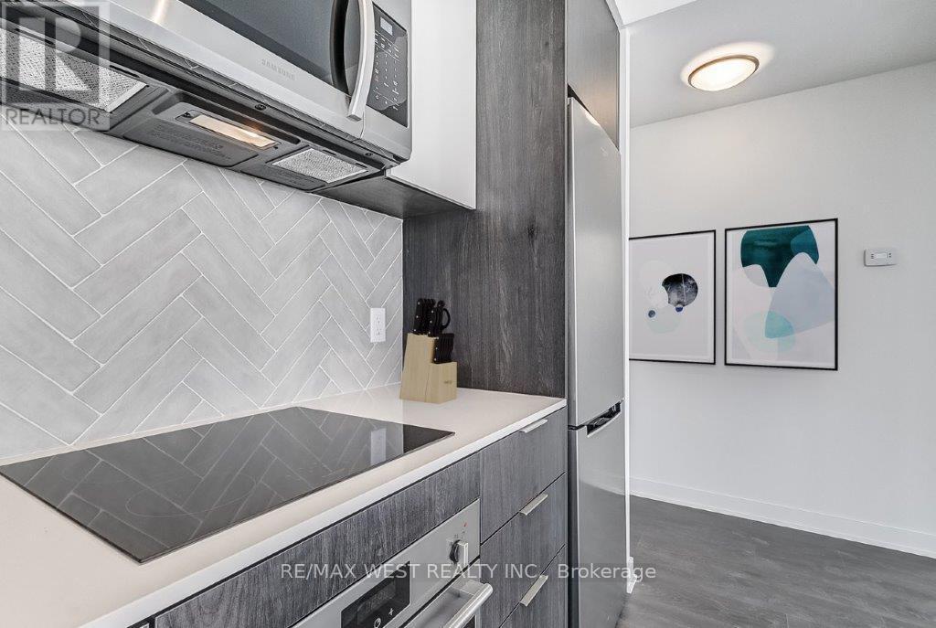 36 Zorra Street — photo 7