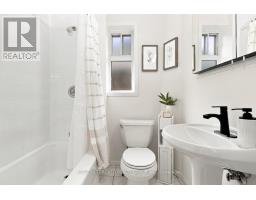 47 Raymond Avenue, Toronto, ON M6S2B1 Photo 28