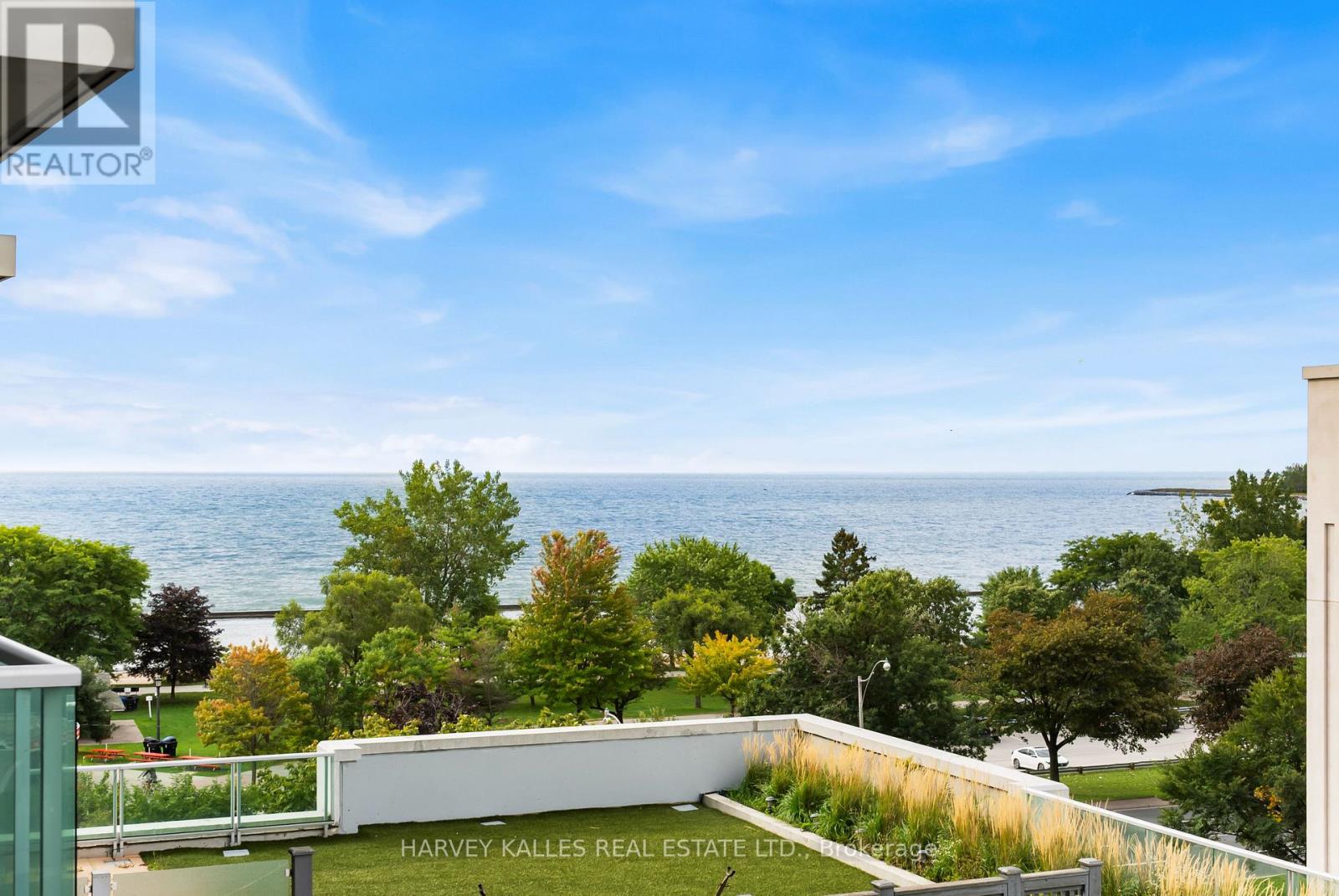 1910 Lake Shore Boulevard West — photo 31