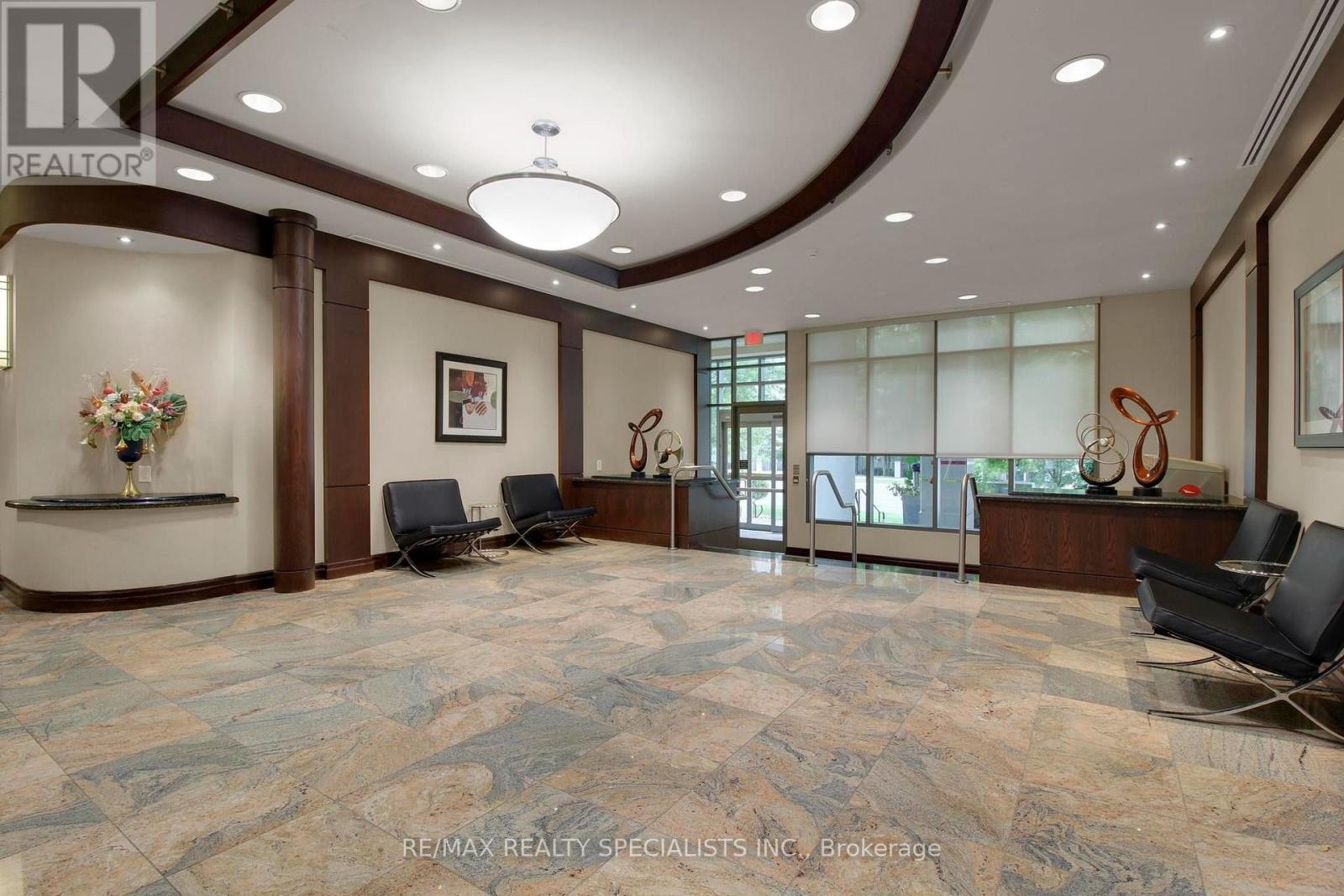 2303- 335 Rathburn Road West, Mississauga, ON photo 3