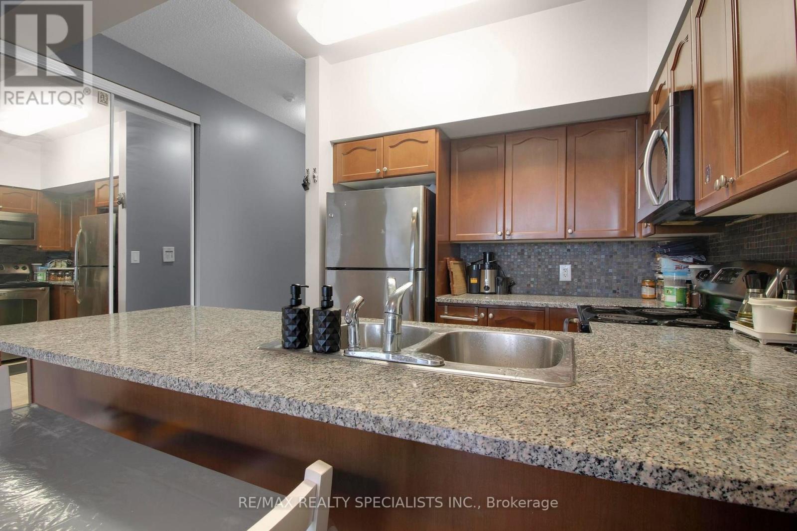 2303- 335 Rathburn Road West, Mississauga, ON photo 8
