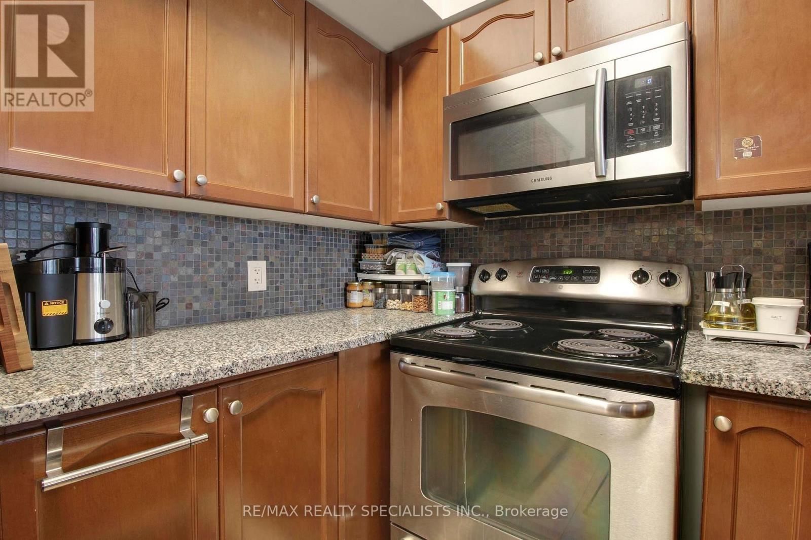 2303- 335 Rathburn Road West, Mississauga, ON photo 9