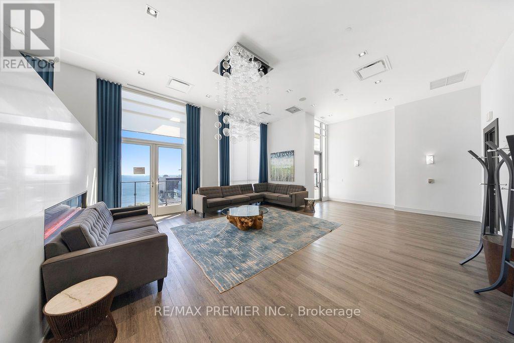 #1807 10 PARK LAWN ROAD - 34
