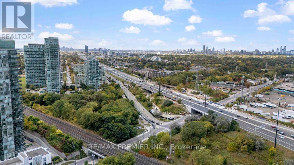 #1807 10 PARK LAWN ROAD - 41