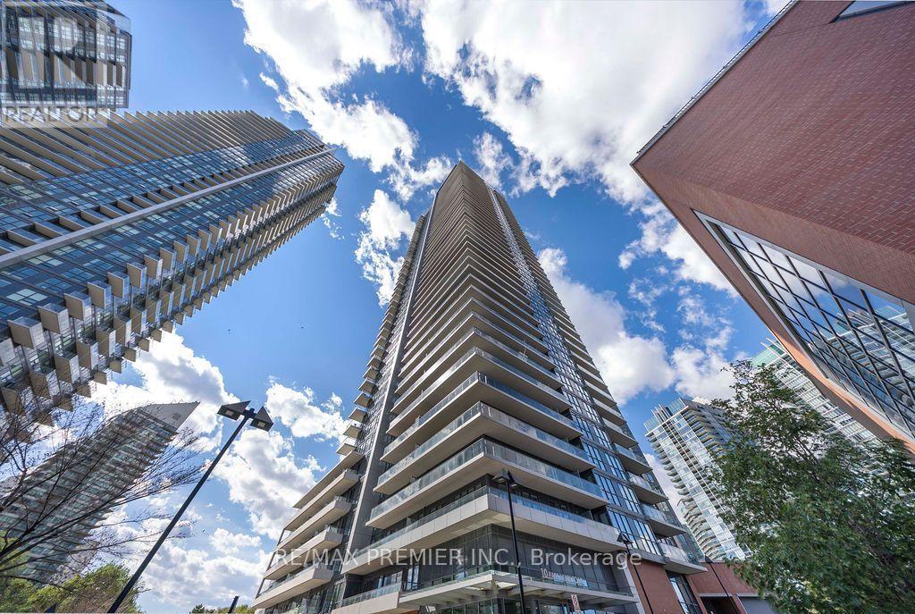 #1807 10 PARK LAWN ROAD - 44