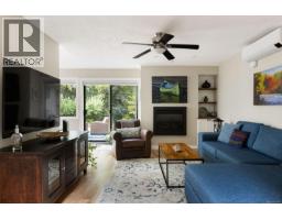 1089 Donwood Dr, Saanich, BC V8X4G3 Photo 16