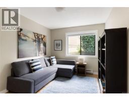 1089 Donwood Dr, Saanich, BC V8X4G3 Photo 26