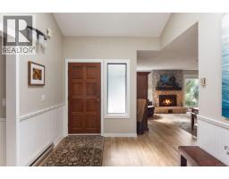 1089 Donwood Dr, Saanich, BC V8X4G3 Photo 28