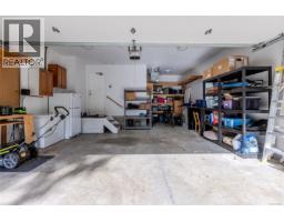 1089 Donwood Dr, Saanich, BC V8X4G3 Photo 30