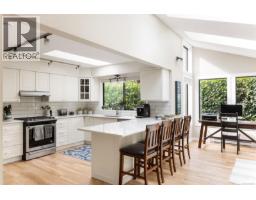 Kitchen - 1089 Donwood Dr, Saanich, BC V8X4G3 Photo 9