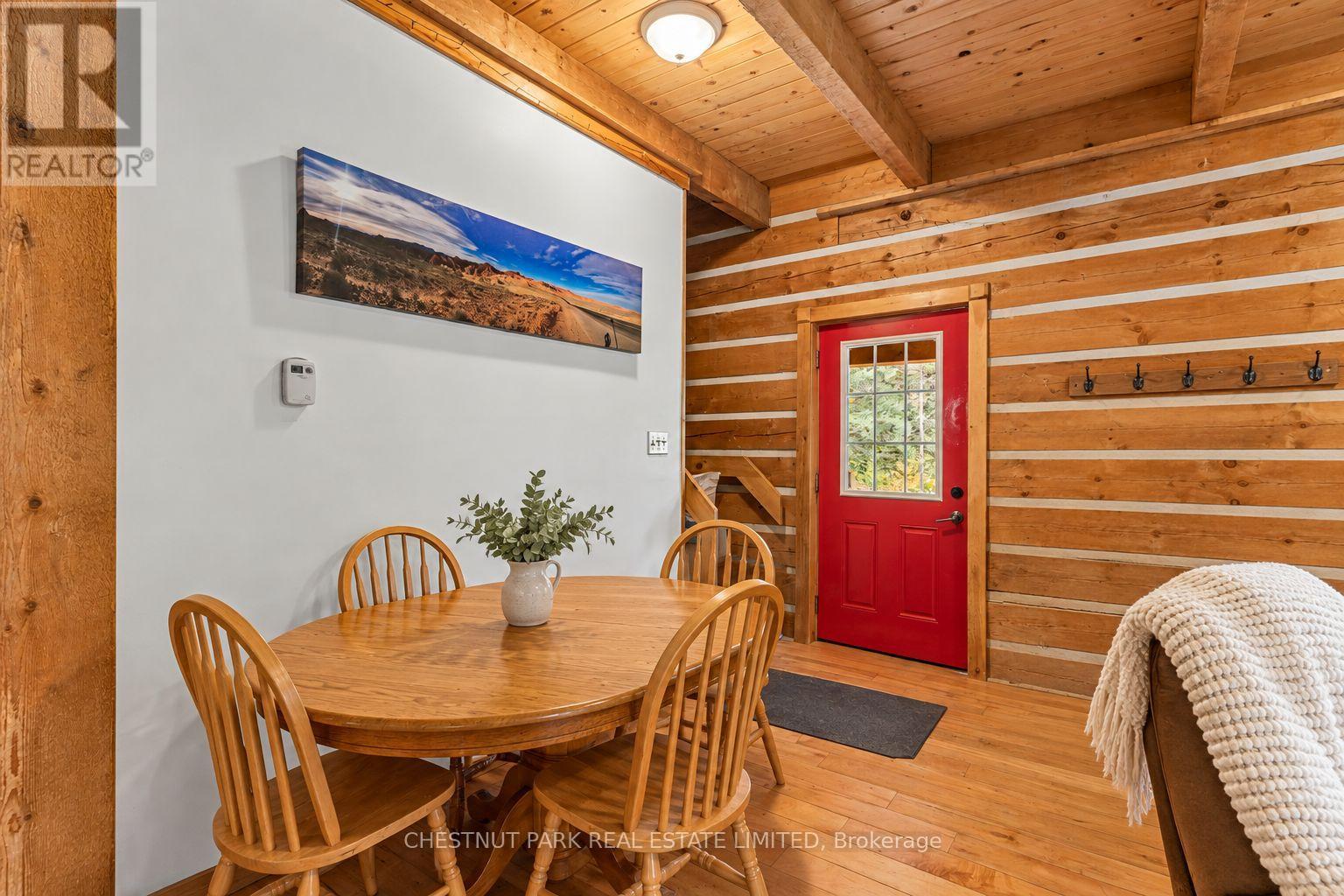 4380 Kennisis Lake Road, Dysart et al, ON photo 10