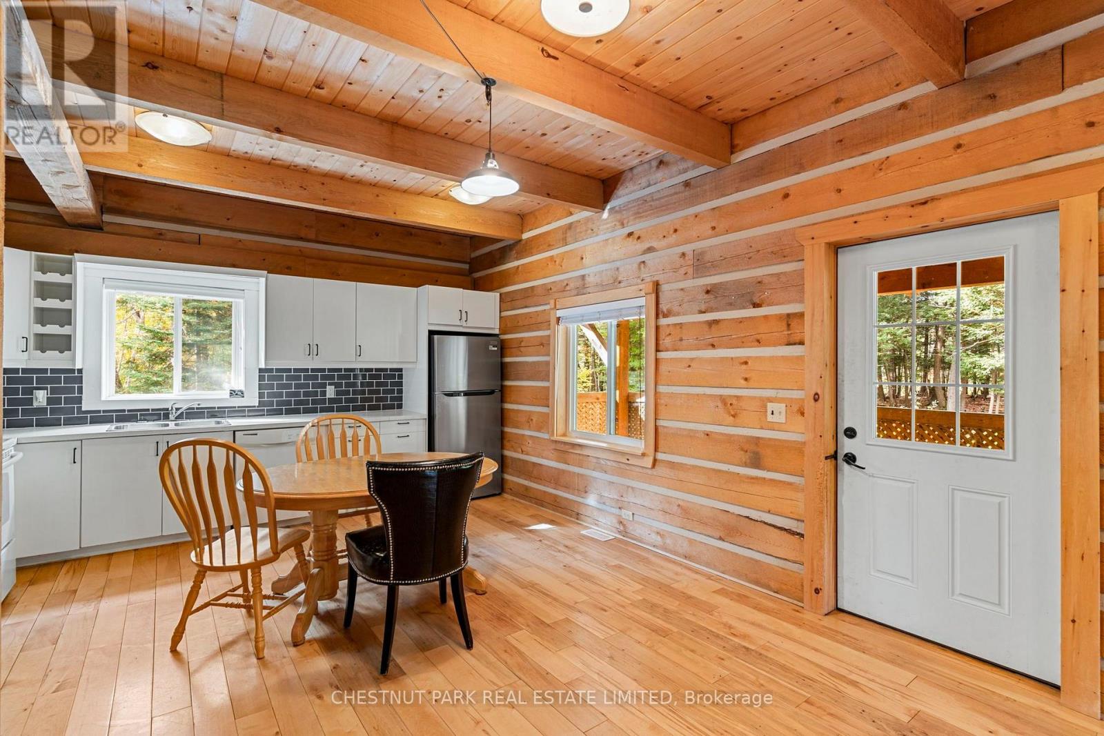 4380 Kennisis Lake Road, Dysart et al, ON photo 12