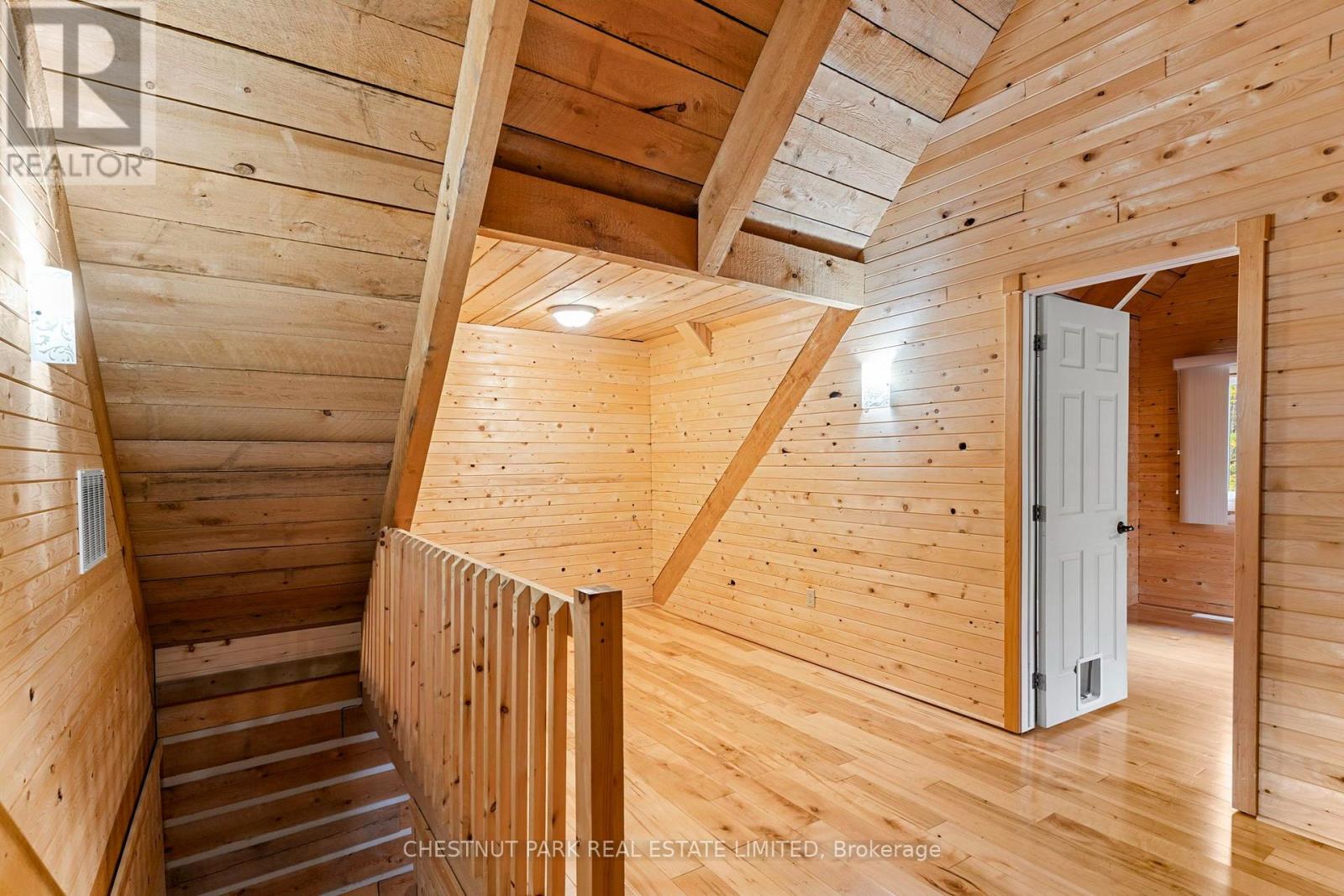 4380 Kennisis Lake Road, Dysart et al, ON photo 19